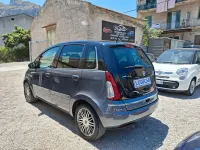 Usata Lancia Musa S 95 CV (69 kW) 2010 Grigio Monovolume