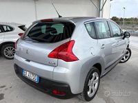 Usata Peugeot 3008 Business-Line 150 CV (110 kW) 2011 Grigio Station wagon