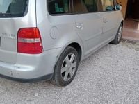 Usata VW Touran 2004 Grigio Monovolume