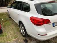 usata Opel Astra SPORT TOURER CDTi