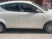 Usata Lancia Ypsilon 95 CV (69 kW) 2014 Bianco Utilitaria