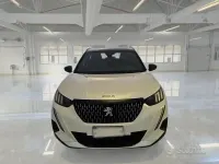 Usata Peugeot 2008 GT 130 CV (95 kW) 2023 Bianco SUV