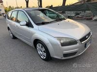 Usata Ford Focus S 116 CV (85 kW) 2006 Grigio Station wagon