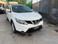 Usata Nissan Qashqai Tekna 131 CV (96 kW) 2014 Bianco SUV