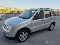 Usata Suzuki Ignis 94 CV (69 kW) 2005 Grigio Utilitaria