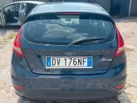 Usata Ford Fiesta 82 CV (60 kW) 2009 Blu Berlina