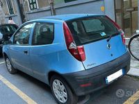 Usata Fiat Punto 80 CV (58 kW) 2007 Blu Utilitaria