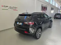 Usata Jeep Compass Summit 131 CV (96 kW) 2024 Nero SUV