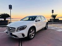 Usata Mercedes GLA180 122 CV (89 kW) 2019 Bianco SUV
