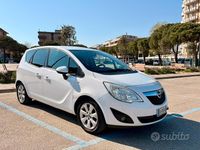Usata Opel Meriva Cosmo 101 CV (74 kW) 2013 Bianco Monovolume