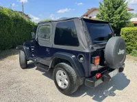 Usata Jeep Wrangler Sport 118 CV (86 kW) 1997 Blu SUV