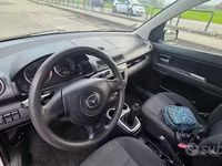 Usata Mazda 2 68 CV (50 kW) 2005 Grigio Utilitaria