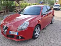 Occasion Alfa Romeo Giulietta Exclusive 105 ch (77 kW) 2015 Rouge Citadine