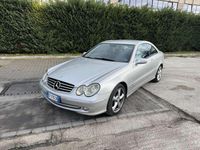 Usata Mercedes CLK270 Avantgarde 170 CV (125 kW) 2004 Argento Coupé
