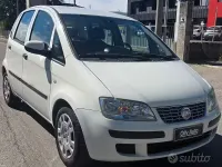Usata Fiat Idea Active 95 CV (69 kW) 2012 Bianco Monovolume