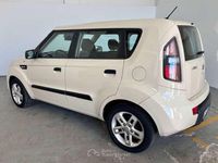 Usata Kia Soul 125 CV (91 kW) 2010 Beige SUV