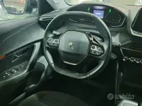 Używany Peugeot 2008 GT 110 KM (80 kW) 2022 Biały SUV