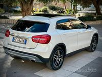 Usata Mercedes GLA200 Sport Edition 136 CV (100 kW) 2016 Bianco SUV