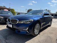 Usata BMW 320e Luxury Line 190 CV (139 kW) 2021 Blu Station wagon