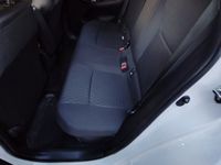 Usata Toyota Yaris Hybrid Trend 105 CV (77 kW) 2021 Bianco Utilitaria