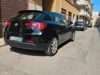 Usata Alfa Romeo Giulietta Distinctive 120 CV (88 kW) 2017 Nero Utilitaria
