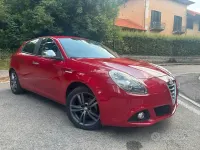 Usata Alfa Romeo Giulietta 105 CV (77 kW) 2014 Rosso Utilitaria