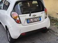 Begagnad Chevrolet Spark 68 HK (50 kW) 2011 Vit Halvkombi