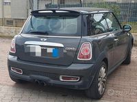 Usata Mini Cooper S 184 CV (135 kW) 2010 Grigio Utilitaria