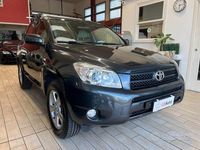Second-hand Toyota RAV4 Luxury 152 CP (111 kW) 2008 Gri SUV