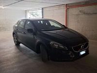 Usata Volvo V40 Momentum 120 CV (88 kW) 2018 Berlina