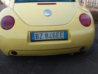 Usata VW New Beetle 101 CV (74 kW) 2002 Giallo Utilitaria