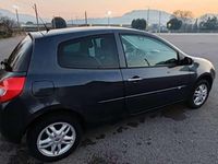 Usata Renault Clio II LE 75 CV (55 kW) 2007 Berlina