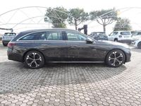 Usata Mercedes E220 Advanced 197 CV (144 kW) 2024 Grigio Station wagon