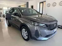 Usata Peugeot 3008 Active 131 CV (96 kW) 2023 Grigio SUV