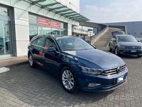 Usata VW Passat Business 122 CV (89 kW) 2021 Blu Station wagon