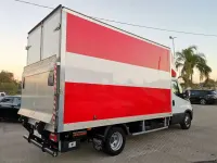 Usata Iveco Daily 145 CV (106 kW) 2015 Bianco Furgone