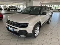 Usata Jeep Avenger Altitude 101 CV (74 kW) 2023 Beige SUV