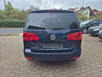 Usata VW Touran Highline 140 CV (102 kW) 2013 Blu/azzurro Monovolume