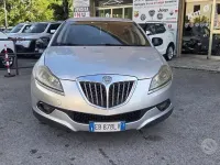 Usata Lancia Delta 120 CV (88 kW) 2010 Grigio Utilitaria
