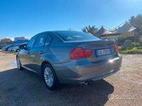 usata BMW 318 d 193.000 km automatica 2009 garantita