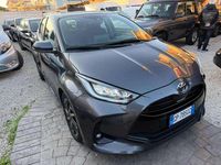 Usata Toyota Yaris Trend 72 CV (52 kW) 2023 Grigio Berlina