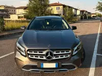 Usata Mercedes GLA180 Business 122 CV (89 kW) 2020 Grigio SUV