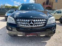 Usata Mercedes ML320 224 CV (164 kW) 2006 Nero SUV