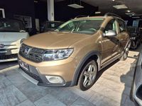 Usata Dacia Sandero Comfort 101 CV (74 kW) 2020 Beige Utilitaria