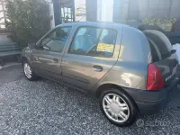 Usata Renault Clio II 58 CV (42 kW) 1999 Grigio Berlina