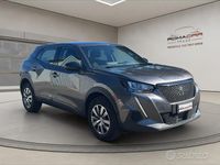 Usata Peugeot 2008 Allure 101 CV (74 kW) 2023 Grigio SUV