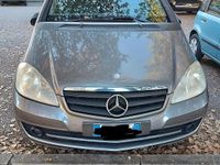Usata Mercedes A180 Elegance 140 CV (102 kW) 2009 Grigio Berlina