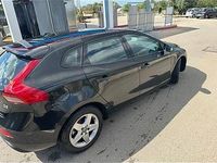 Usata Volvo V40 Momentum 116 CV (85 kW) 2014 Nero Station wagon