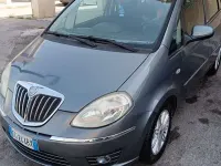 Usata Lancia Musa 90 CV (66 kW) 2010 Monovolume