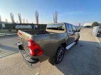 Nuova Toyota HiLux Executive 150 CV (110 kW) 2026 Verde toyota Pick-up